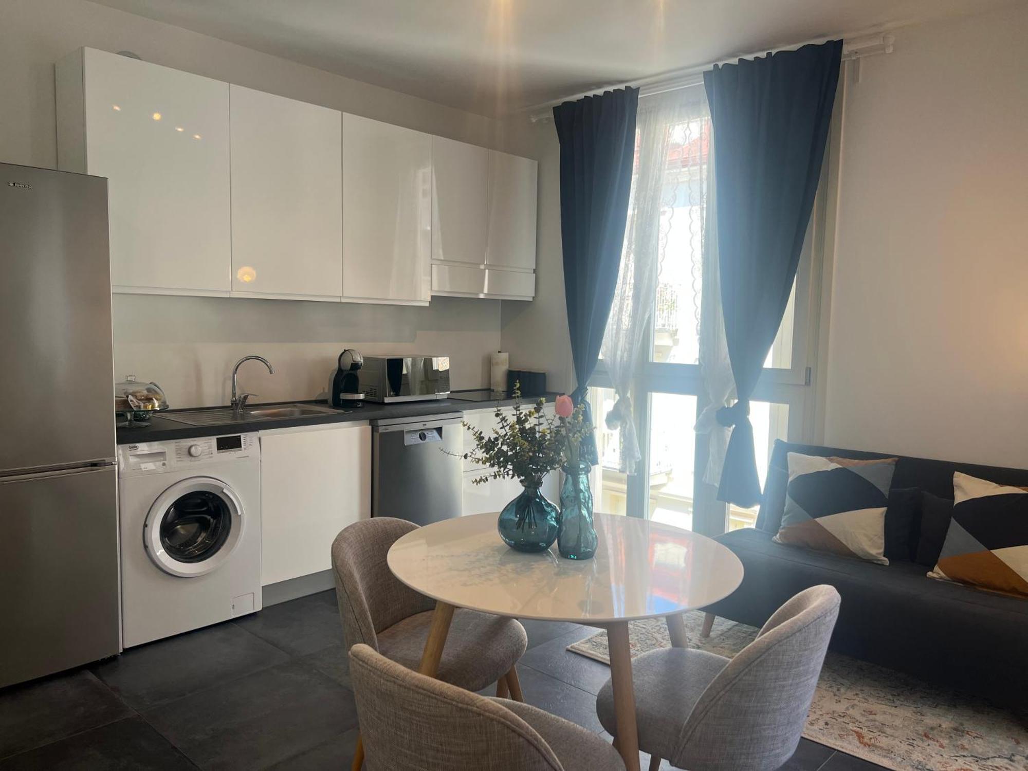 Ferienwohnung Regina Milano In Melegnano - Wifi, Breakfast Box And Terrace Exterior foto